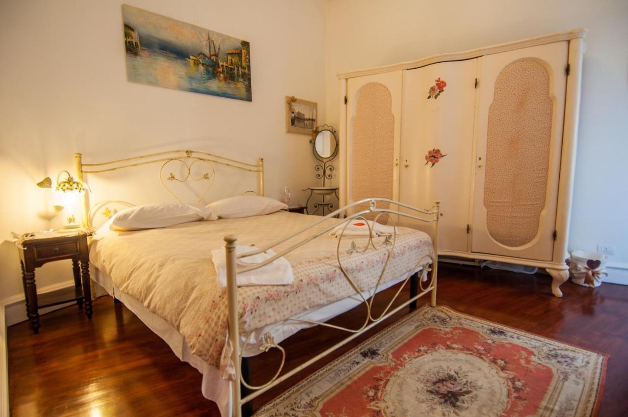 Anna's Rose Apartment *