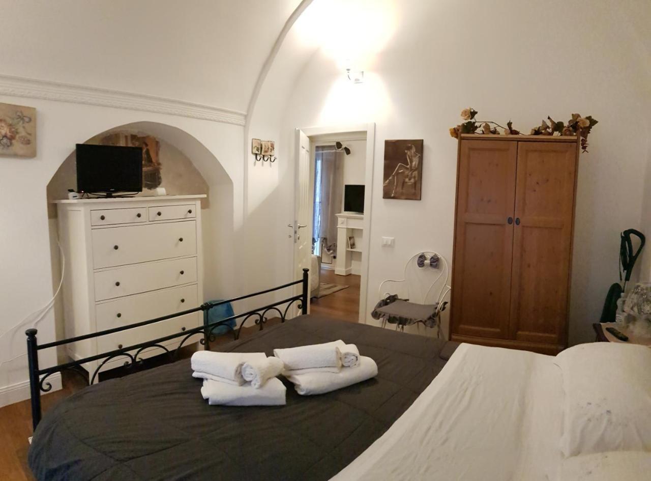 Anna's Rose Apartment